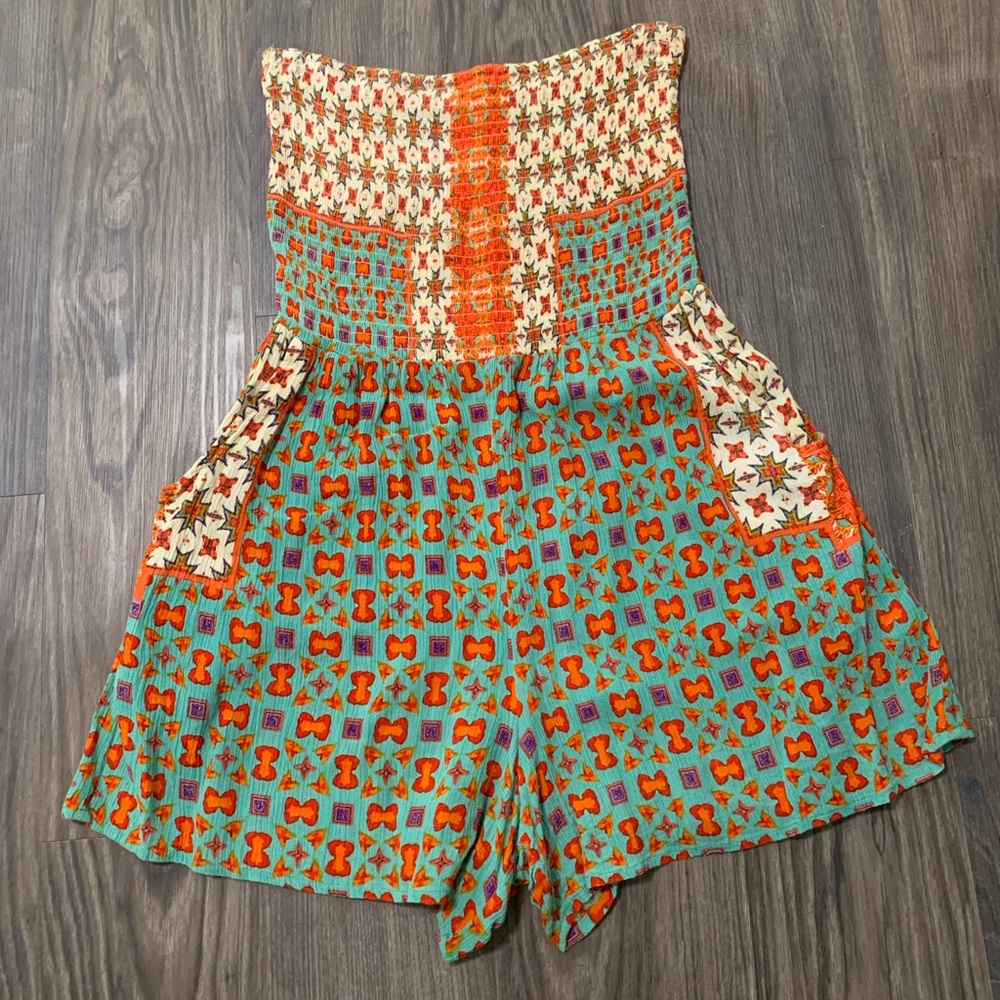 Altar’d State Strapless Shorts Romper Size small